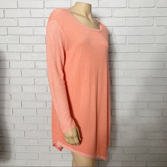 Two by Vince Camuto Women’s Peach Sweater - Picture 4 of 16